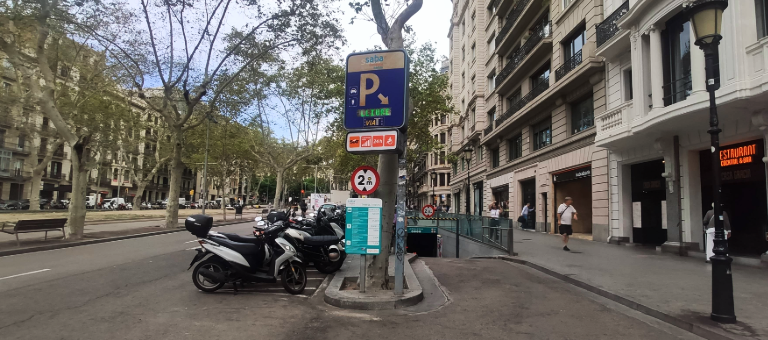 Parking Saba Bamsa Passeig de Gràcia Jardins S. Espriu 